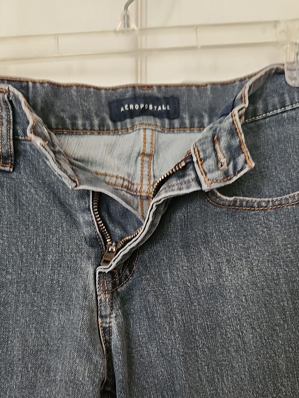 Aeropostale Men’s Medium Blue Skinny Jeans